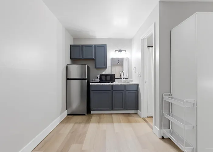 Workforce Suites - Frankfort