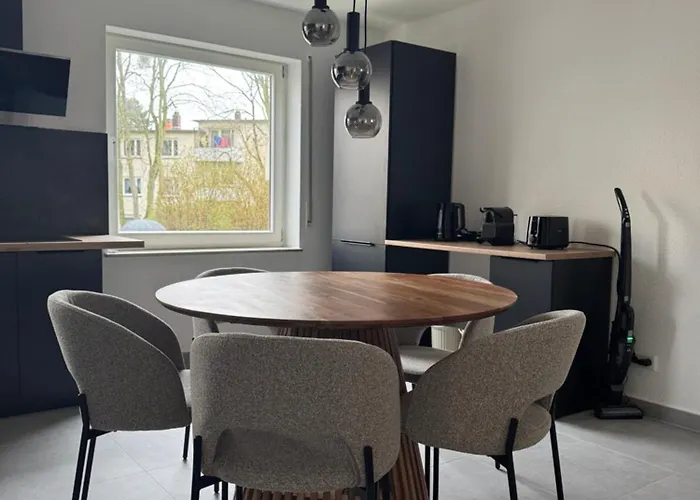 Teratop-Living, Grosszuegige 3-Zimmer Wohnung, Zentrale Lage, Arbeitsplatz, Geschaeftsreisen, Kurze Und Lange Aufenthalte