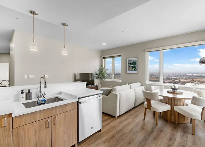 Jackson-Luxury 2Br Suite 20 Mins To Midtown Nyc