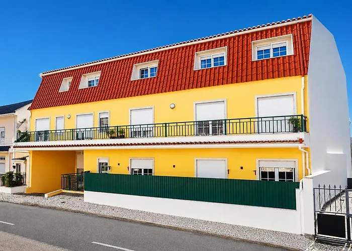 77 Lisbon Design Apartment Near Airport