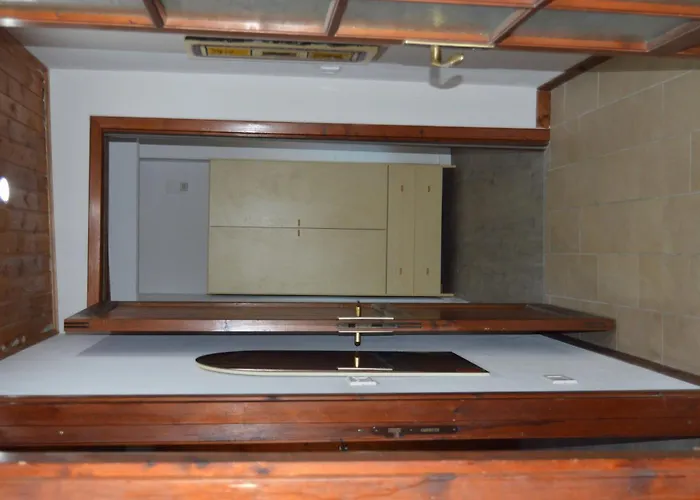 Elmas Family Apartment With Large Terrace Close To The Airport