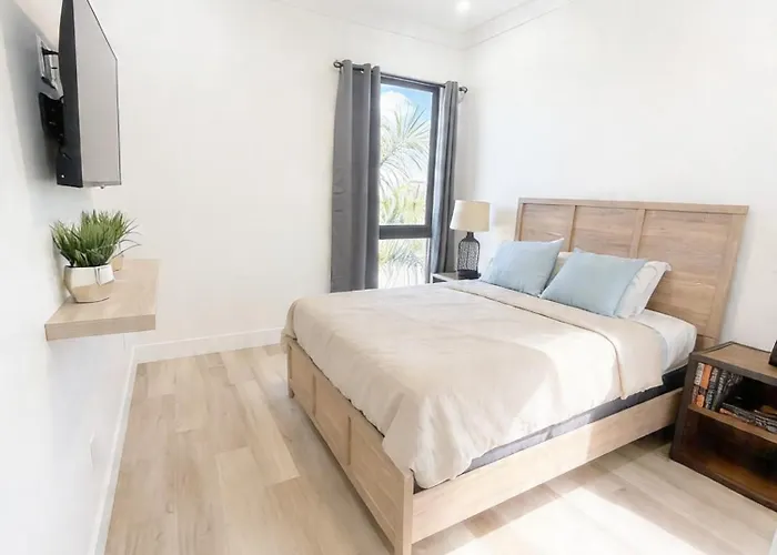 Golf Course Living At Its Best 3Br Luxury Stay