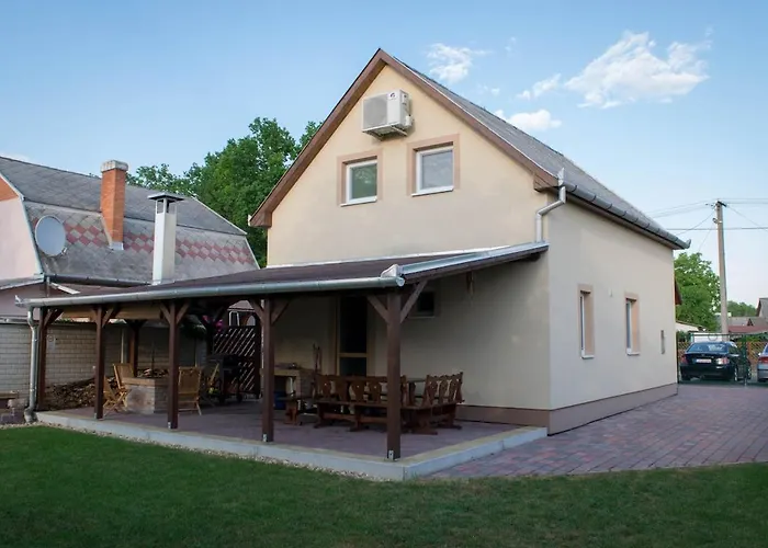 Hoforras Apartman