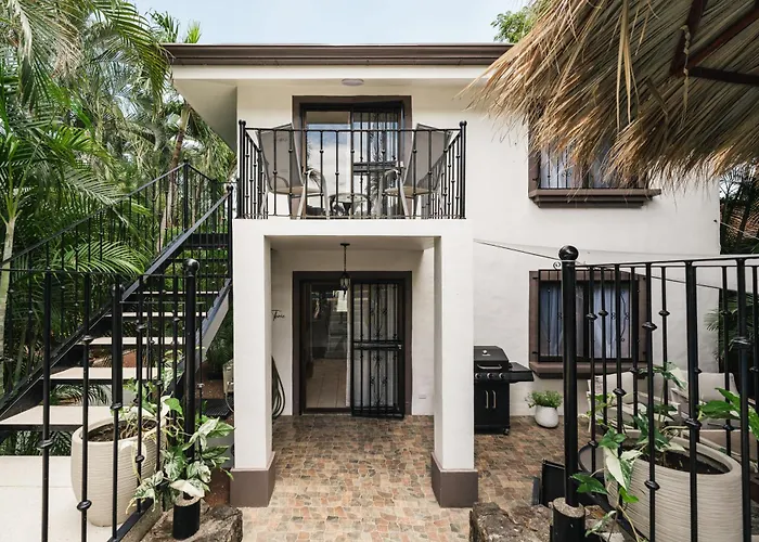 Coco Garden Suites