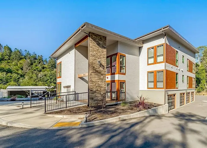 Sunny Apartments With Fireplace Partial Ocean Views Washer&Dryer Grill & Ac