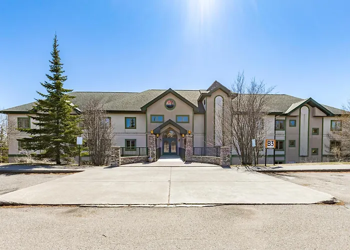 Panoramic Lake Views 1 Bedroom King Suite & Whirlpool, Kitchen And Hot Tub