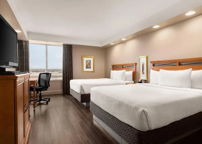 Royal Hotel Calgary, Trademark Collection By Wyndham