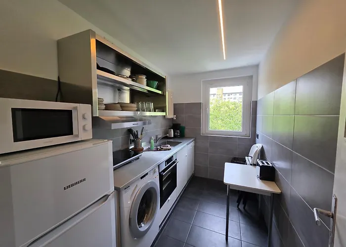 M M Central Apartments - Free Parking - Vintage Style