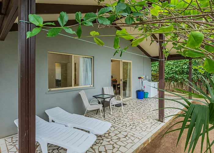Hotels with tennis Edgewater & Spa