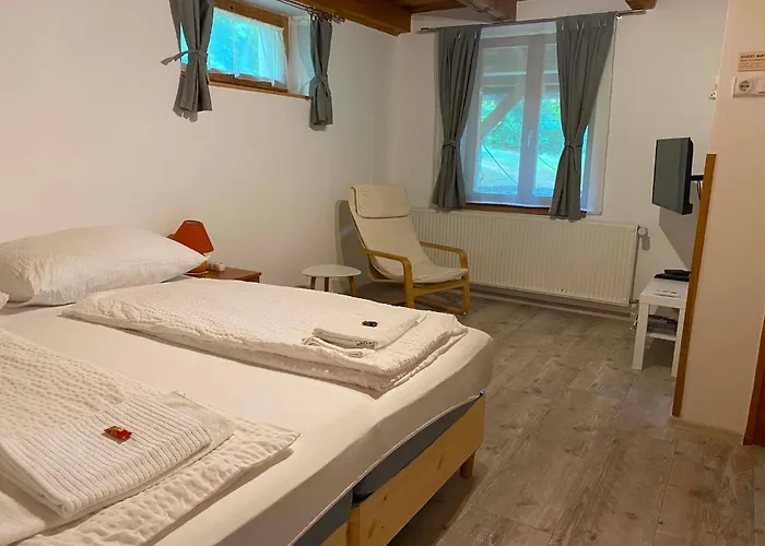 Flora Apartmanok