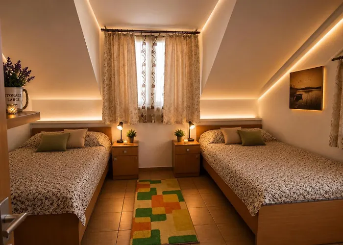 Apartments Maja