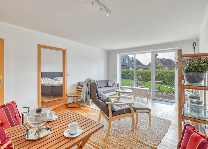 1 Bedroom Cozy Apartment In Klanxbuell