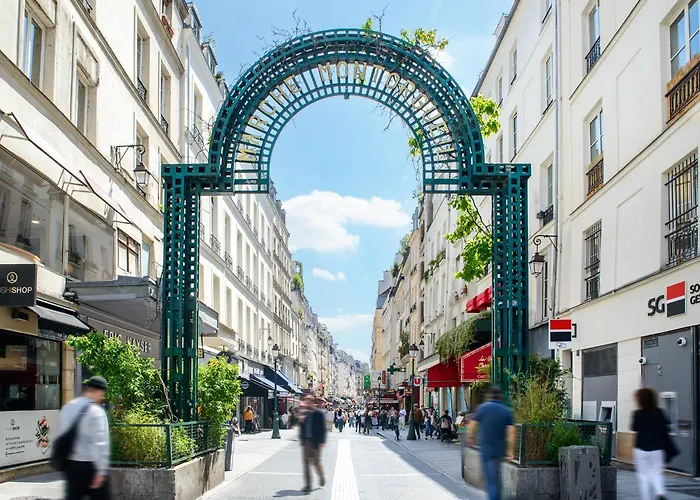 Livinparis - Luxury Ac 2 & 3 Bedrooms Le Louvre
