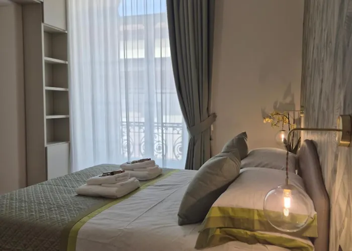 Napoli Mariana Luxury