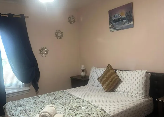2Br-Free Parking, Near Gillette & Providence-I-95