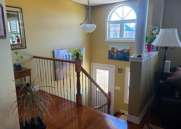 Top Floor Of House In S Vaughan All To Yourself