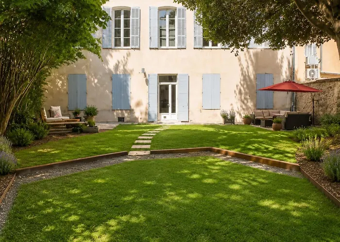 Les Suites De Montigny - Luxury Residences