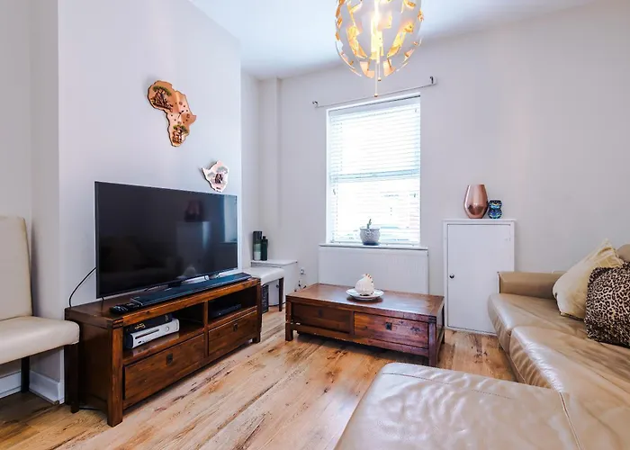 Duchy House, Private Rooms In Salford By Kammili Properties