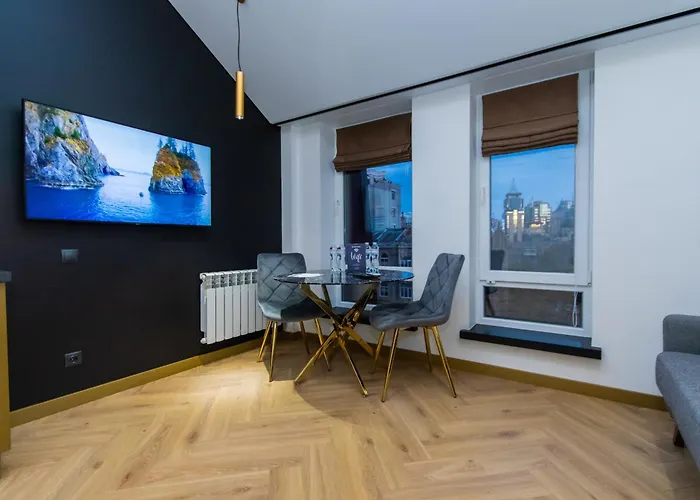 Myfreedom Apartments Біля Хрещатика - Автономне Світло