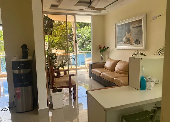La Familia Aparta Hotel Con Habitaciones Bella Y Economica En Samana