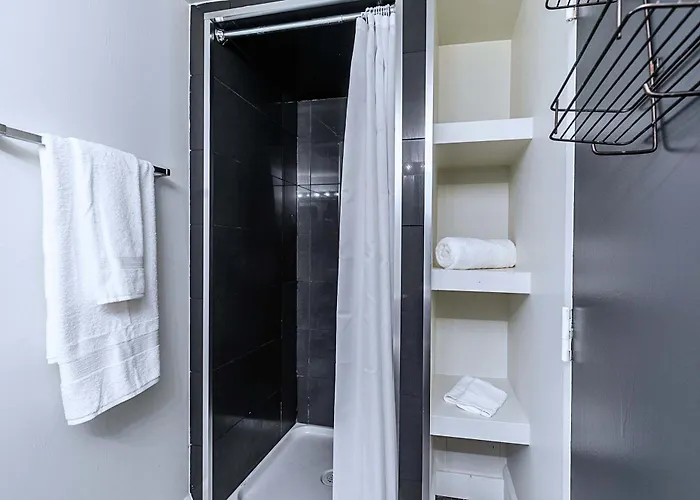 Basement Suite Near Corktown Pub & Go Station