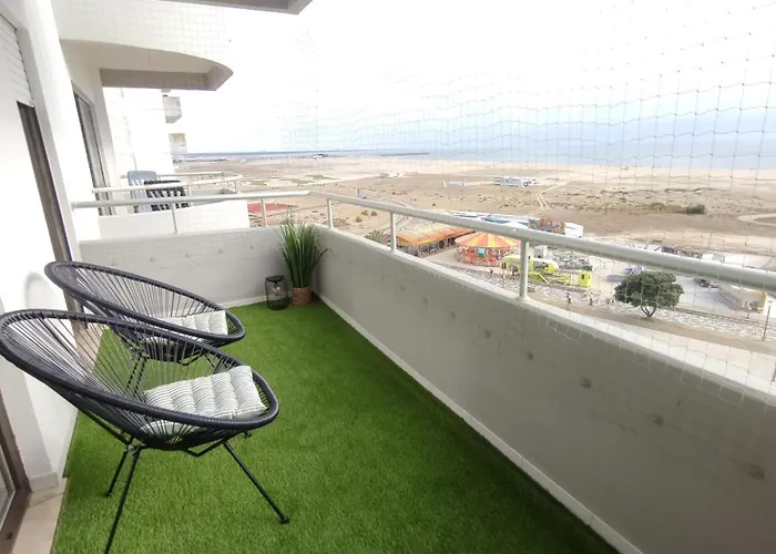 Sealoft - Beachfront Apartment In Figueira Da Foz