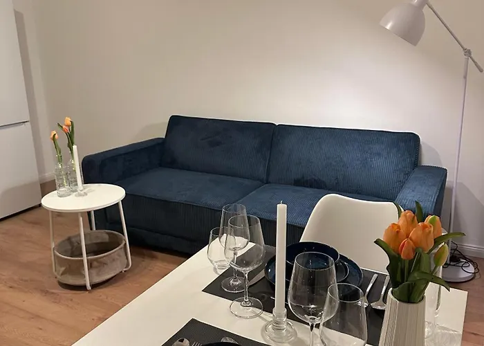 Neue Huebsche 2 Zimmer Wohnung Mit Schoener Terrasse Und Blick Ins Gruene Ahrensburg Hamburg