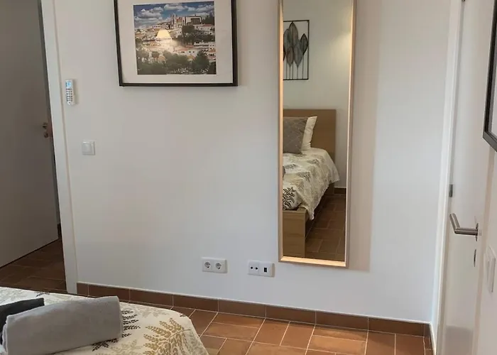 Apartamento Karolvaz V