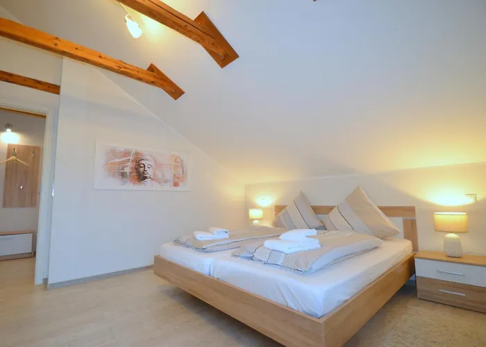 Gaestehaus Am Kanal - Ferien Und Serviced-Appartements Rendsburg