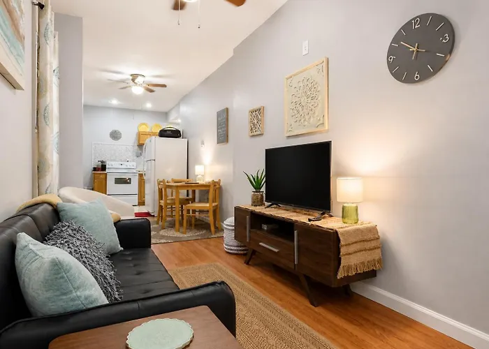 Jefferson Carriage House Hideaway