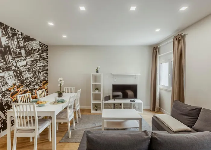 2-Bedroom Gem Central Odivelas