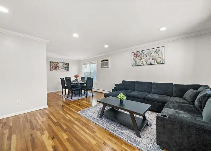 Nyc & Metlife Luxury 3 Bedroom Home Free Parking
