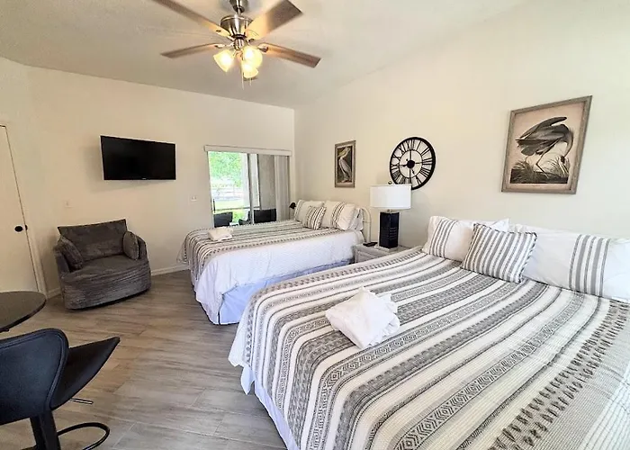 Right Direction Rentals Studio Villa 9970