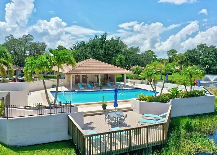 Pet Friendly-Walk To Pga Resort