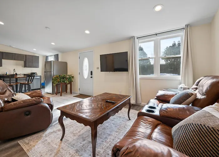 Stylish 2-Bedroom Updated Village Getaway