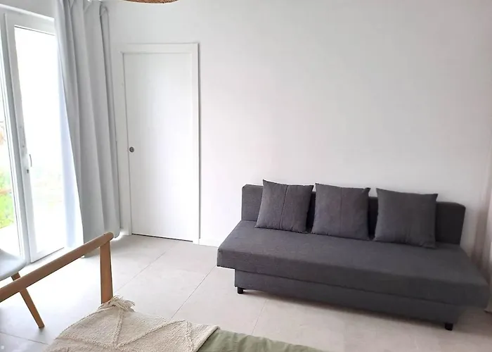 Surf Beach Suite 5 Min Golf And Beach, 25 Min Lisbon