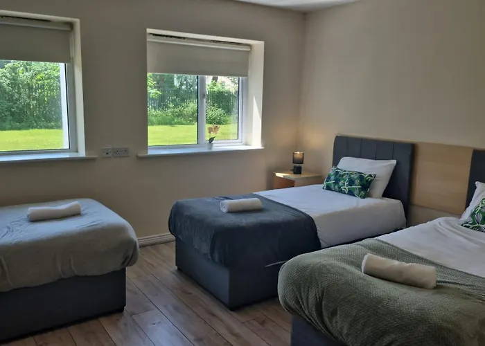 Large Two Bedroom Apartment Athlone