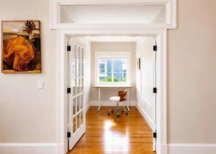 Full Apt With Parking In The Heart Of Cambridge Near Harvard, Mit & Boston