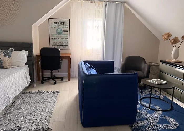 Quiet 2Br Retreat - In-Unit Wd - Free Beach Pass