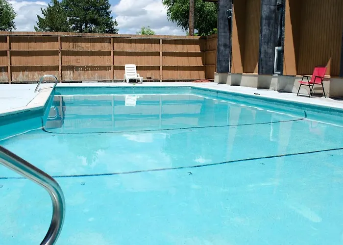 Updated Condo In Logan