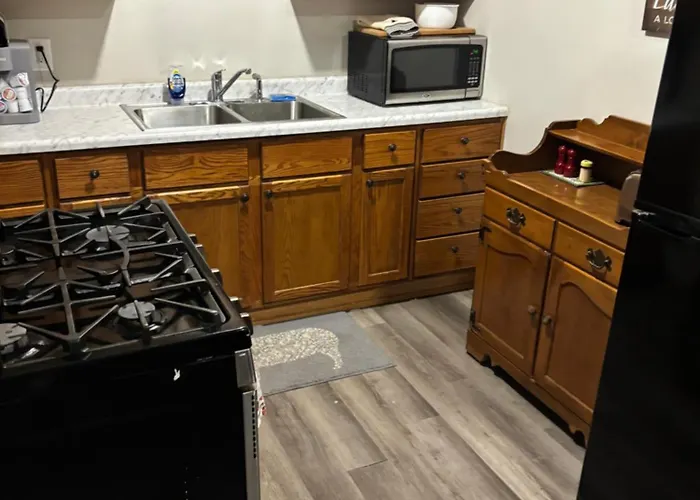 Bungalow Off Of Main Unit 3