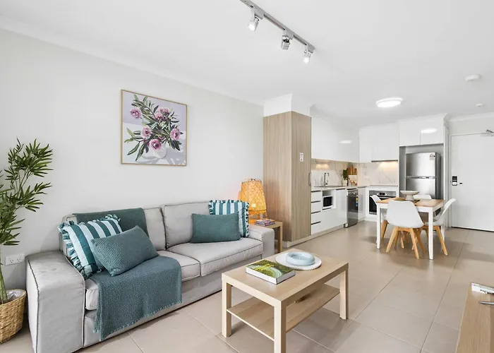 2Br Unit In Rockingham Near Shops And Beach