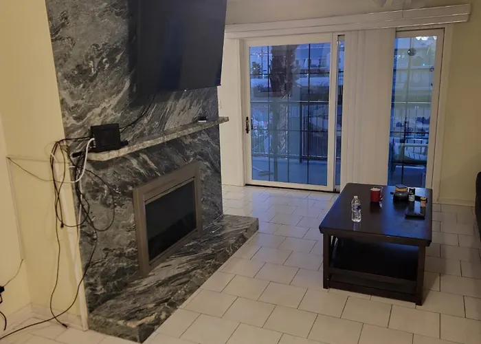 Beautiful Riverview Condo With Boatlaunch