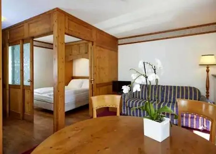 Dolomites View Apartment - Grand Hotel