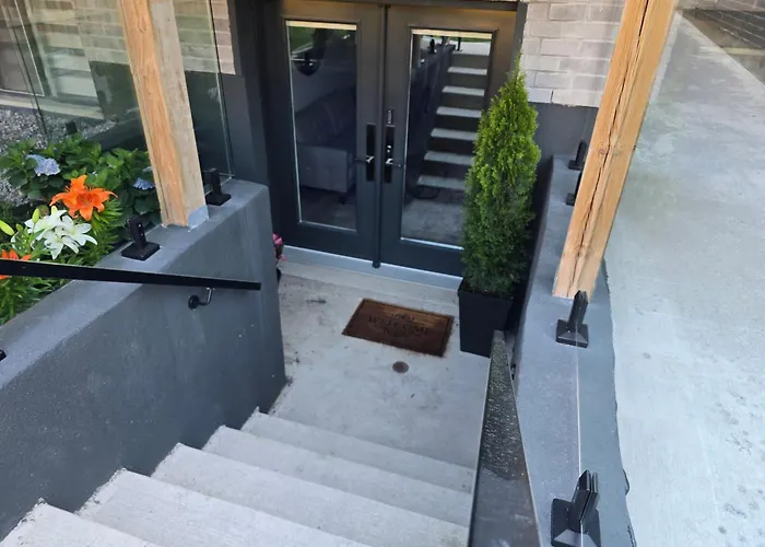 Private One Bedroom Suite
