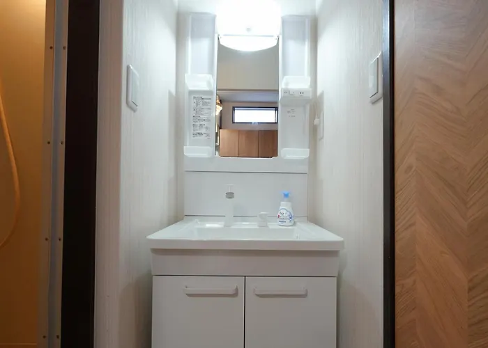 Ina House Higashi-Fuchu 102