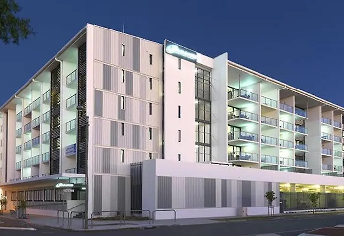 Oaks Carlyle - Modern Studio Near Mackay Cbd