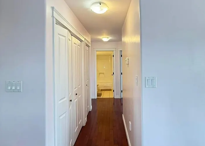 Cozy And Private House