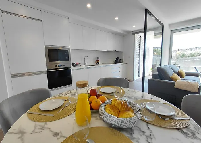 Ardomus Stay 1 By Susys Holidays