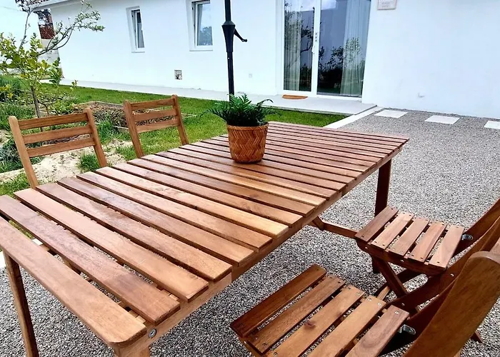 Surf Beach Suite 5 Min Golf And Beach, 25 Min Lisbon